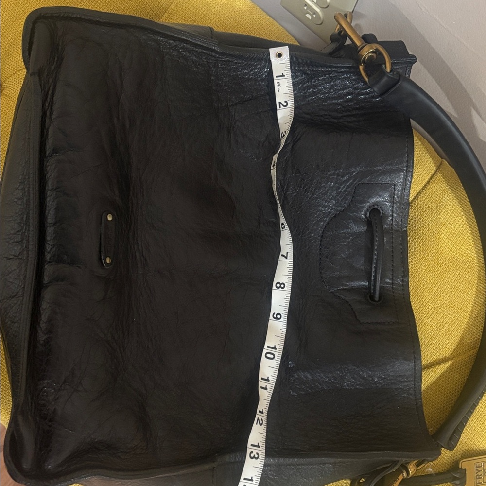 Frye Black Leather Hobo Bag - Picture 9 of 10